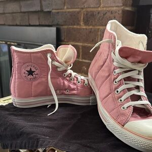 Converse Women's Quilted Pink High-Tops